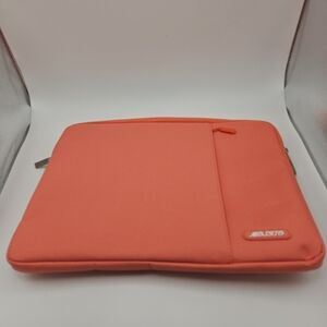 Mosiso laptop sleeve in Coral for 13-14 inch laptop